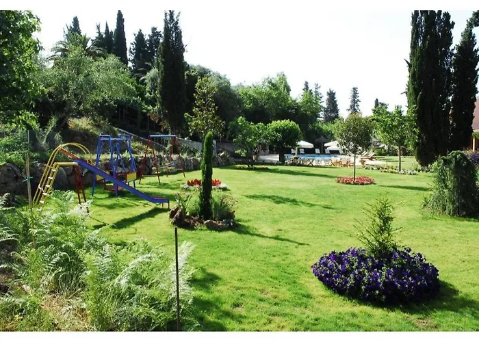 Corfu Club Family